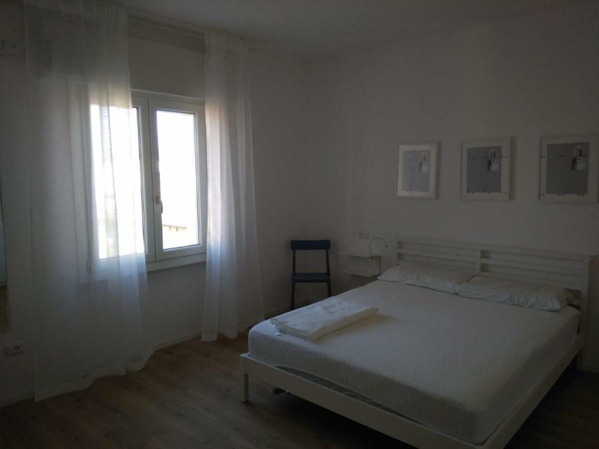 Buonarroti Apartment Grado Luaran gambar