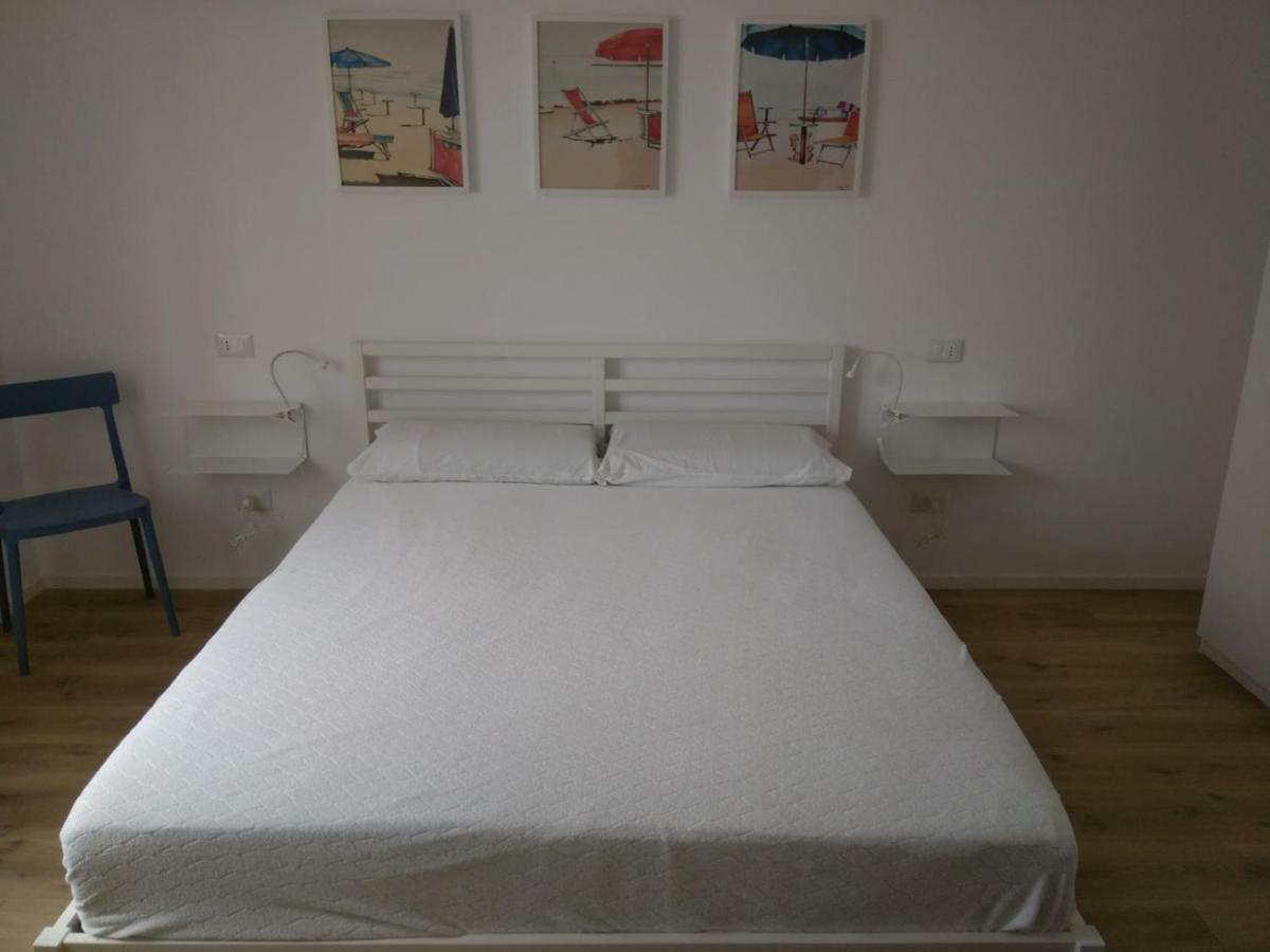 Buonarroti Apartment Grado Luaran gambar