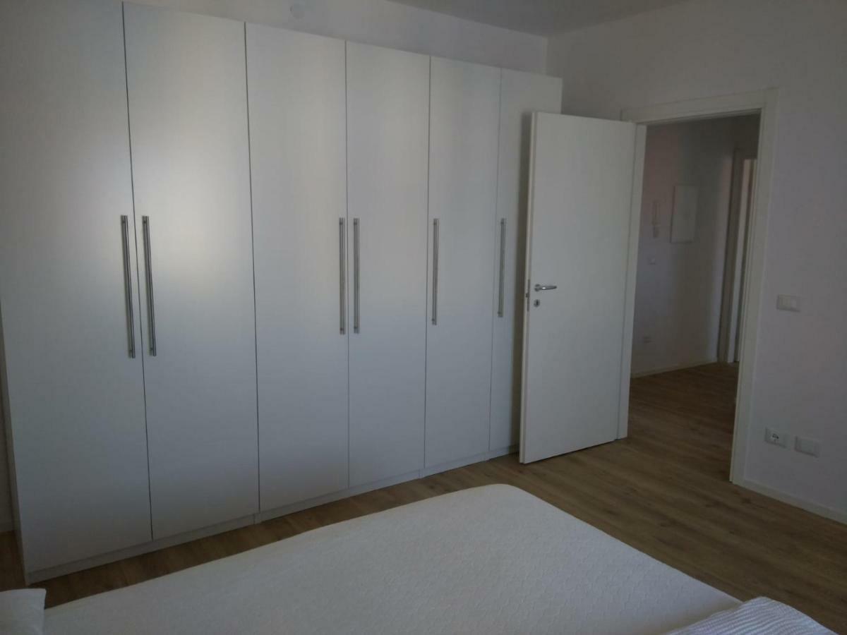 Buonarroti Apartment Grado Luaran gambar